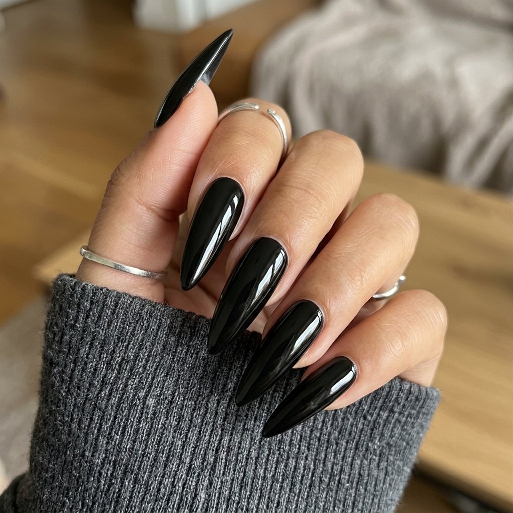 Nails black