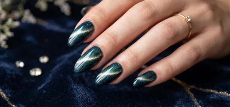 nails cat eye