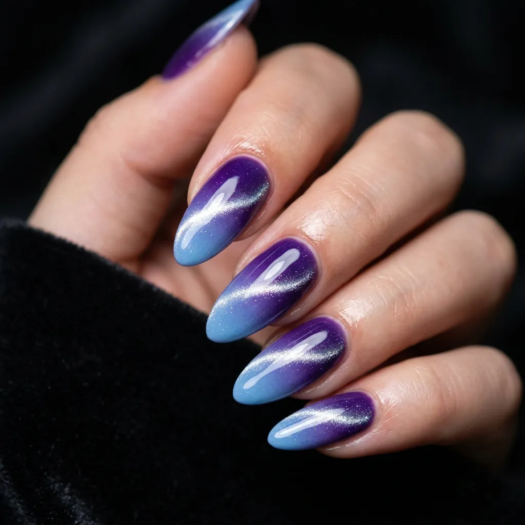 30 Nails Cat Eye Ideas:Stunning Looks To Try. 18 Ombre nails cat eye